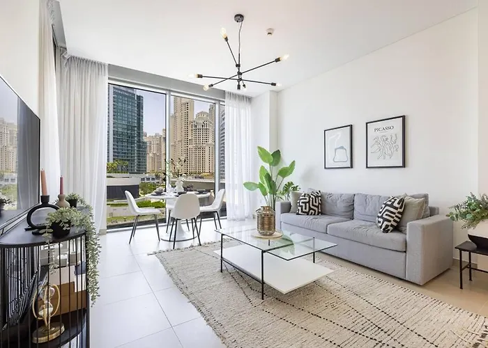 Water Front - Beautiful 1Br Apt On Dubai Marina