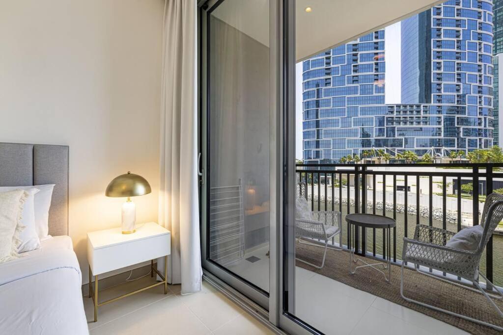 Apartment Water Front - Beautiful 1br On Marina *