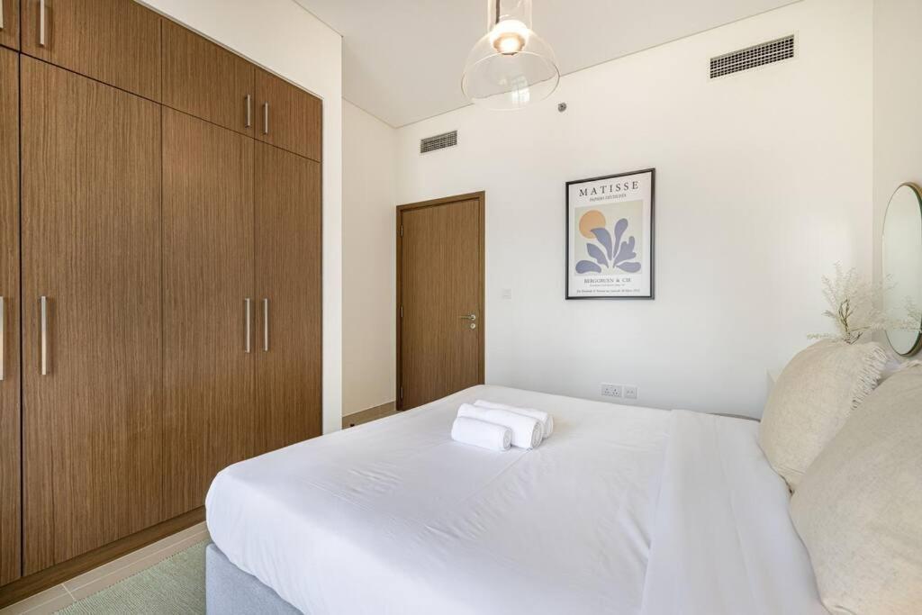 Apartment Water Front - Beautiful 1br On Marina *