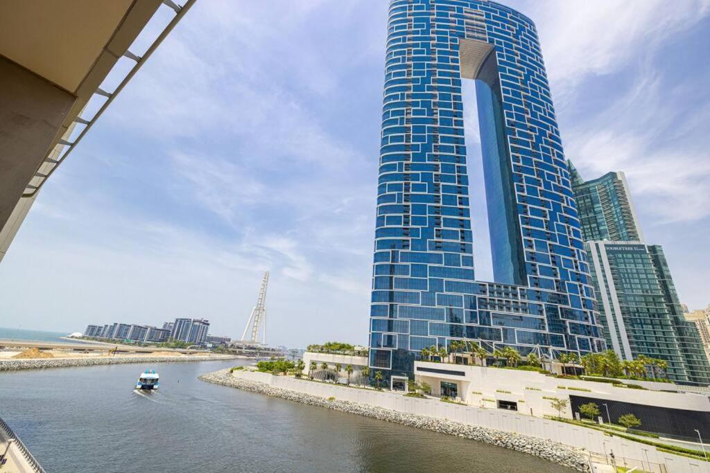 Water Front - Beautiful 1br On Marina *
