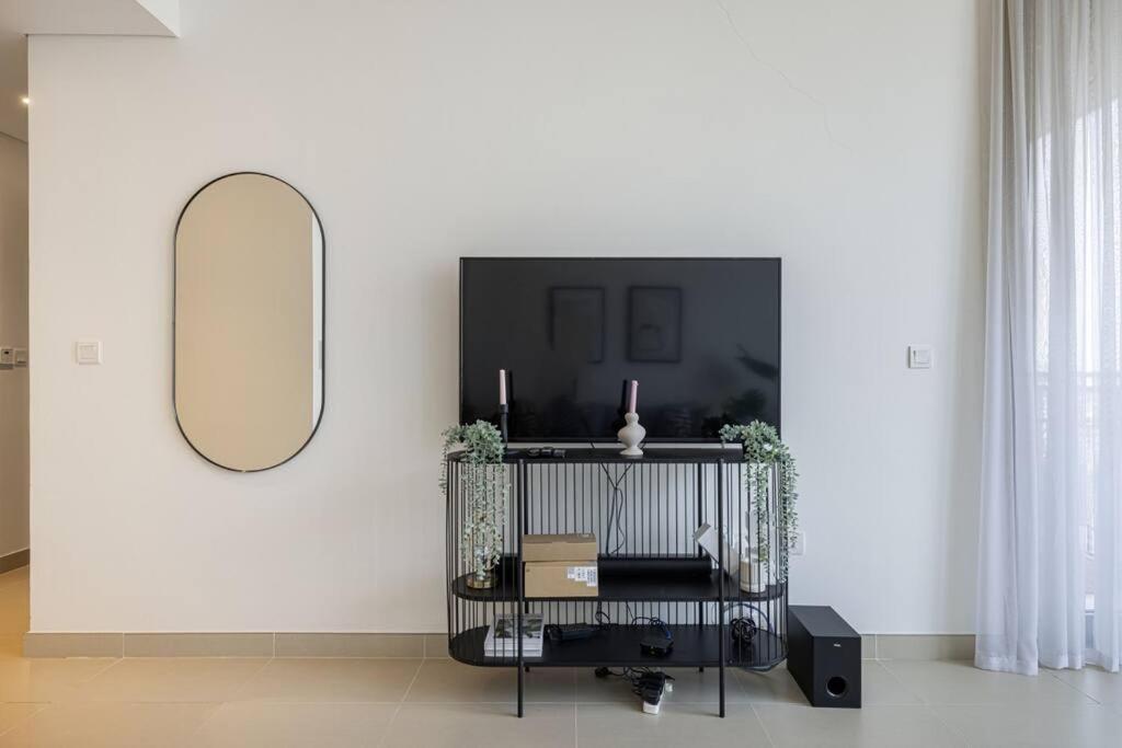 Water Front - Beautiful 1br On Marina Apartment Dubai