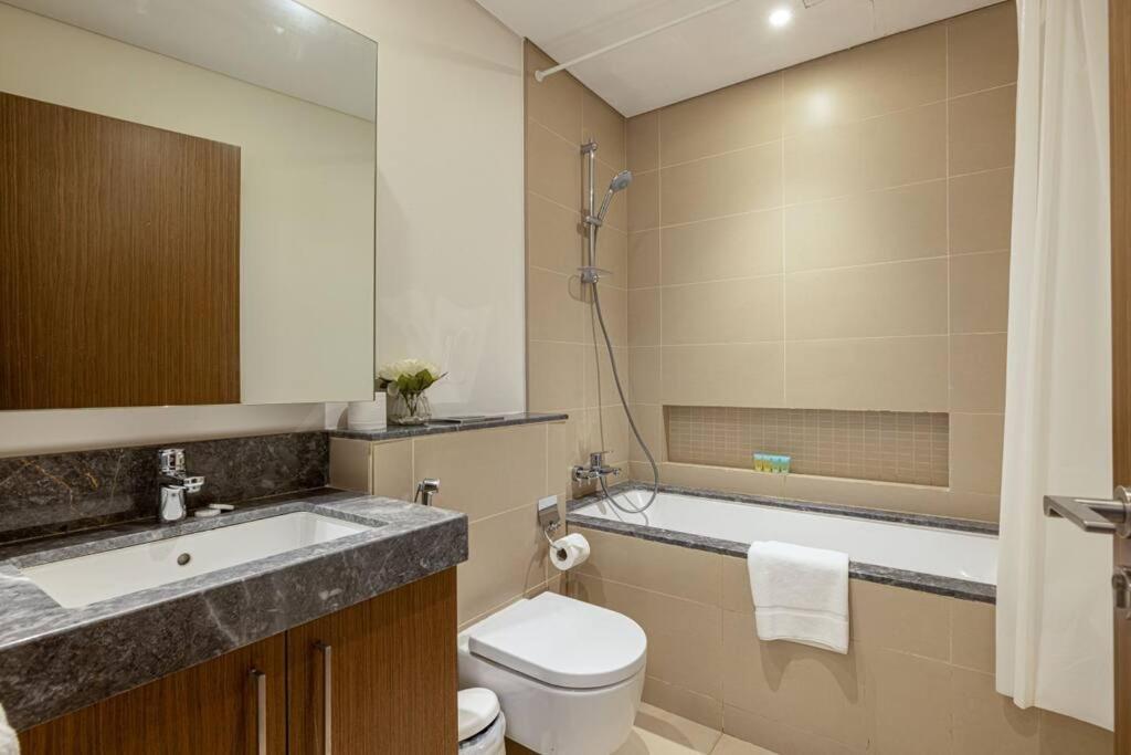 Apartment Water Front - Beautiful 1br On Marina